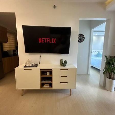 Modern Oasis: Pool + Netflix Apartment Manila Ngoại thất bức ảnh