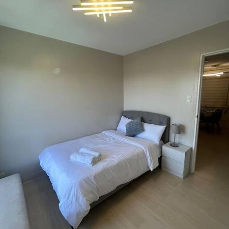 Modern Oasis: Pool + Netflix Apartment Manila Ngoại thất bức ảnh