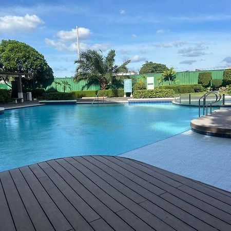 Modern Oasis: Pool + Netflix Apartment Manila Ngoại thất bức ảnh