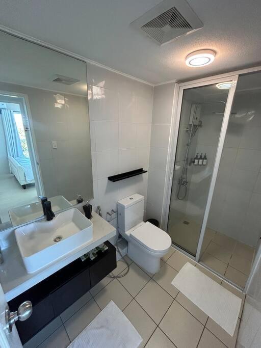 Modern Oasis: Pool + Netflix Apartment Manila Ngoại thất bức ảnh